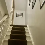 Дом отдыха Restored 300yr Old Thatched Tigh Na Ri Rua *