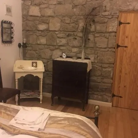 Restored 300yr Old Thatched Tigh Na Ri Rua Prázdninový dům Kiltegan