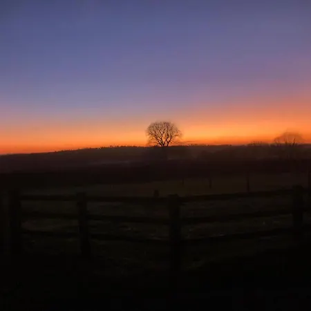 펜션 Restored 300yr Old Thatched Tigh Na Ri Rua *